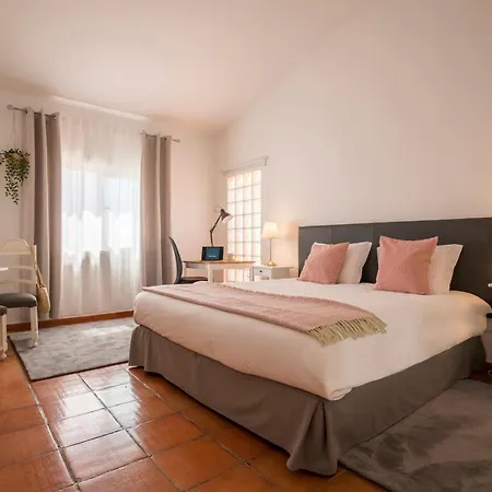 Lagos Digital Nomads Coliving & Coworking Gasthof *