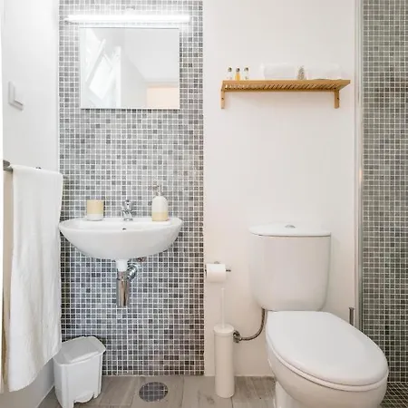 Lagos Digital Nomads Coliving & Coworking Gasthof